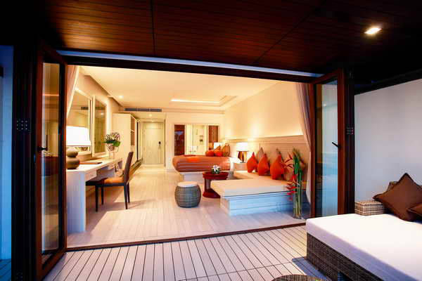 hotel room photoshoot in Natai beach